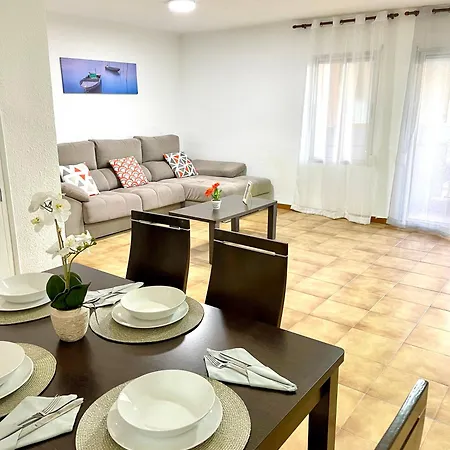 Pineda Y Vistas Playa Apartment