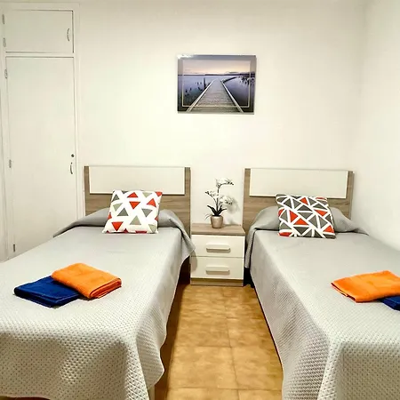 Pineda Y Vistas Playa Apartment